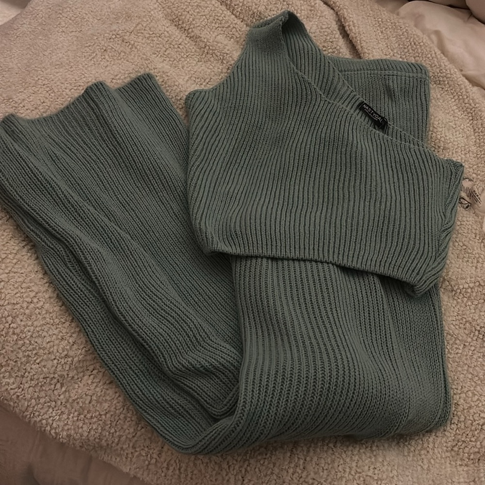 As Seen on Paige DeSirbo One Shoulder Top and Knit Pant Set - Picture 7 of 12